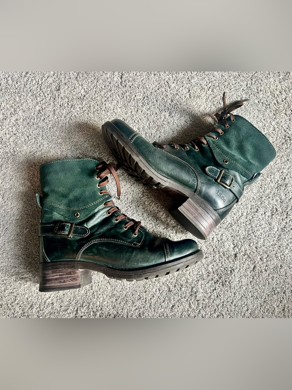 Taos Crave Boots Womens Size 41 Green Leather Side Zip Combat